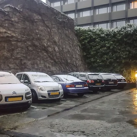 Moon Hotel Düsseldorf