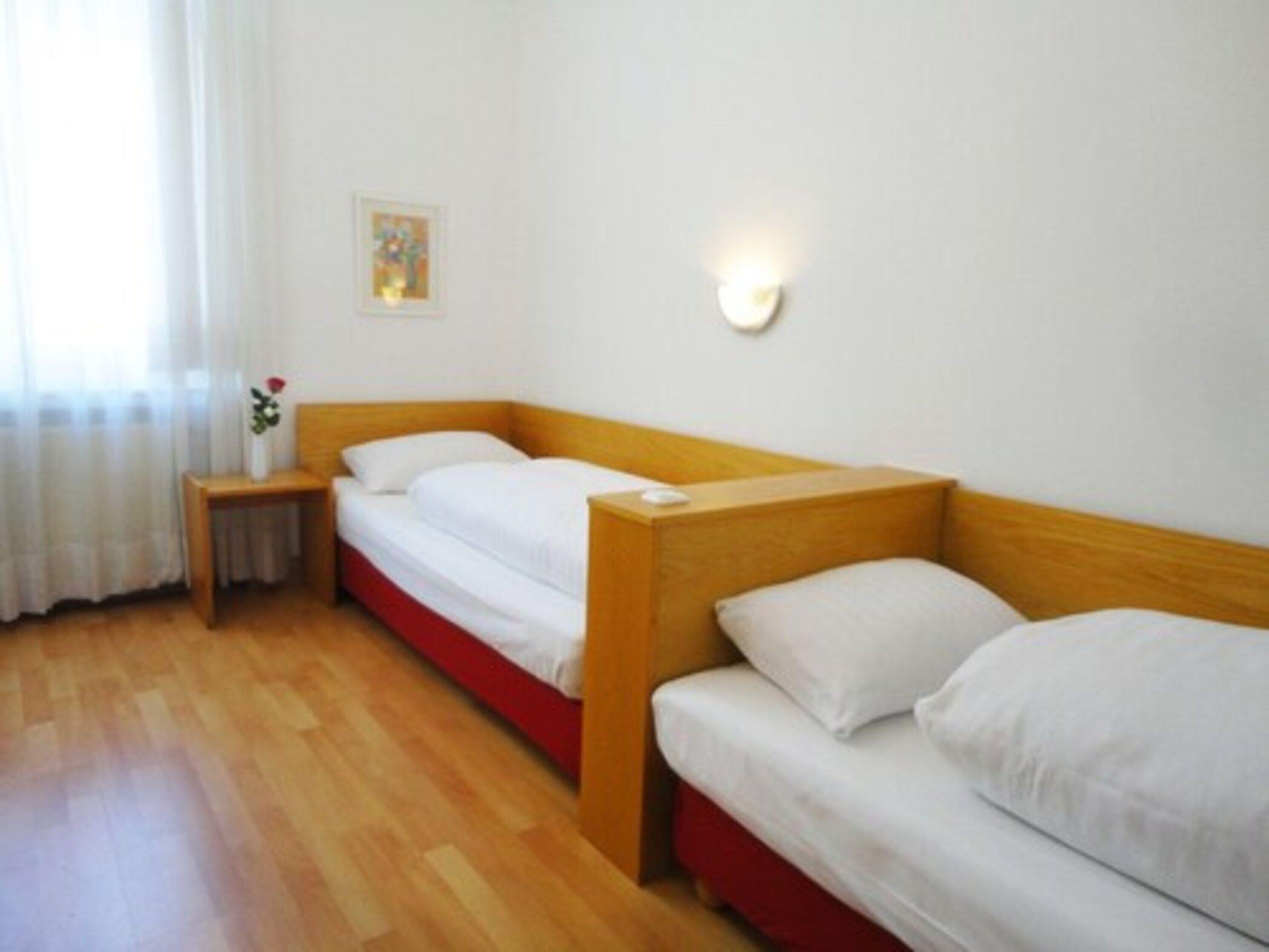 Moon Hotel Düsseldorf