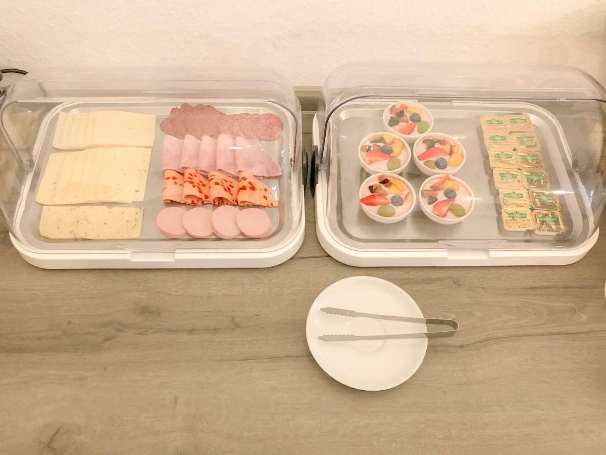 Hotel Moon Dusseldorf